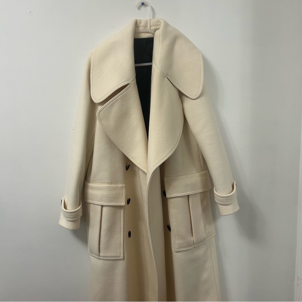 Elegant Cream Women's Coat